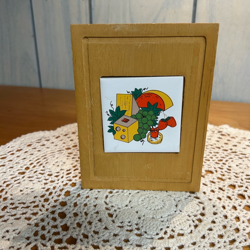 Vintage Wooden Fruit Tile Decor